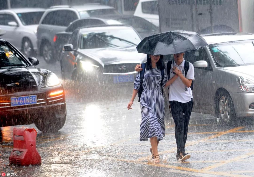 云南昆明暴雨最新信息，暴雨影响及应对措施